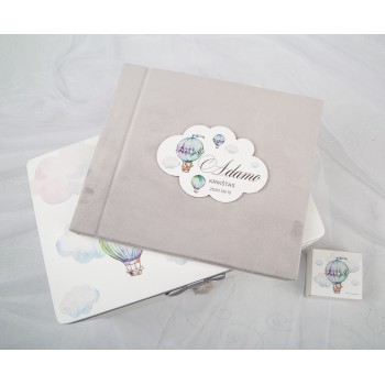 Nuotraukų albumas / linkėjimų knyga "Debesėlis su Piešiniu" - O