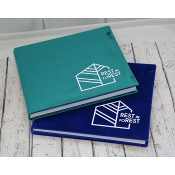 Atsiliepimų knyga 100