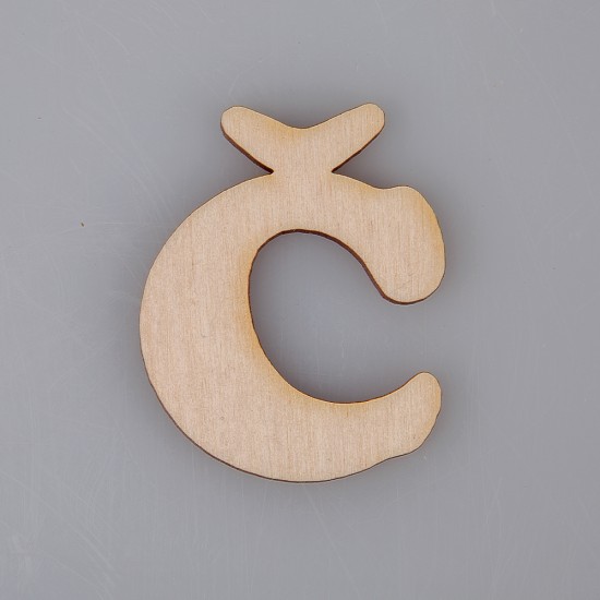 2 cm medinė raidė "Č"