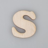 2 cm medinė raidė "S"