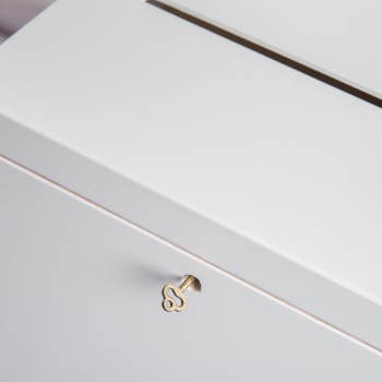 Medinė dėžė. Vokeliams (29x25x30 cm)