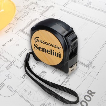 Metras su užrašu seneliui, Geriausiam Seneliui, 5 m
