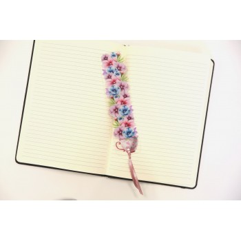 Skirtukas knygai "Gėlės puodelyje" Skirtukas knygai "Gėlės puodelyje"