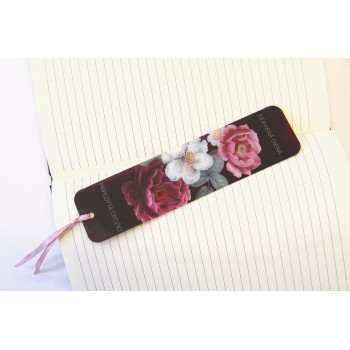 Skirtukas knygai "Pripildyta grožio" Skirtukas knygai "Pripildyta grožio"