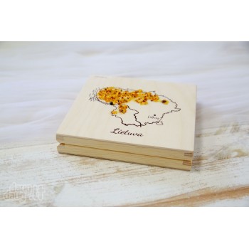 Vokelis su gintarais "LIETUVA"