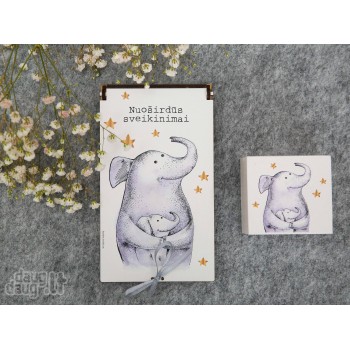 Vokelis su užrašu, Nuoširdūs sveikinimai, MAMA DRAMBLĖ, 17 cm