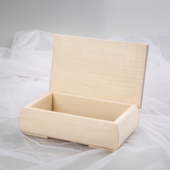 Dėžutė su gintarais "Lietuva" 19x12x6 cm