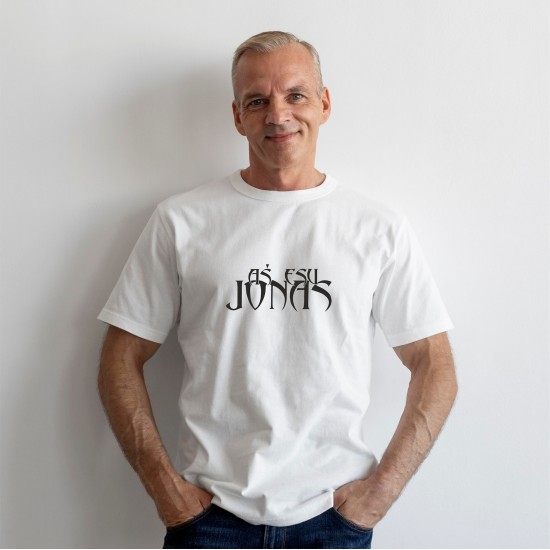 Marškinėliai Jonui su užrašu, Aš Esu Jonas