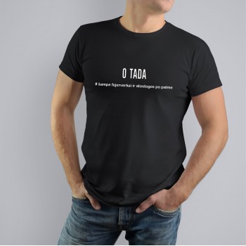 Marškinėliai Su Užrašu, O Tada Šampė Fejerverkai Ir Atostogos Po Palme