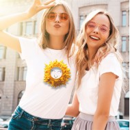 Moteriški marškinėliai su šakočio piešiniu ir šypsenėle